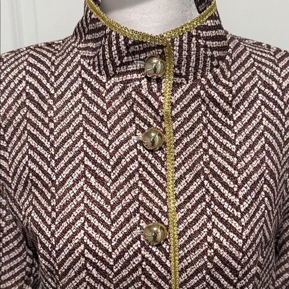 Chic Women's Herringbone Blazer - Brown - Picture 4 of 9